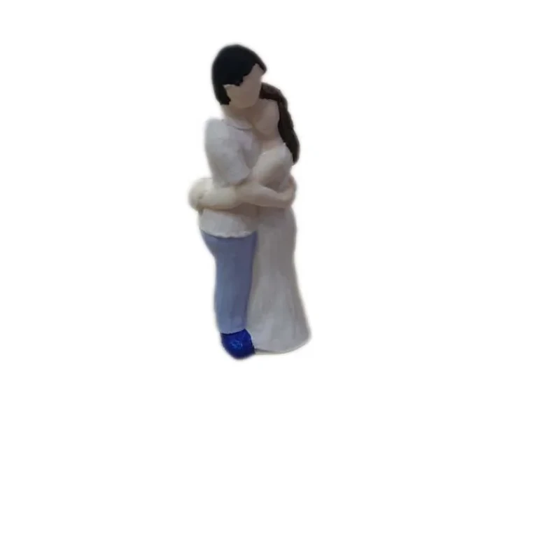 مجسمه سنگی مدل عاشقانه زوج