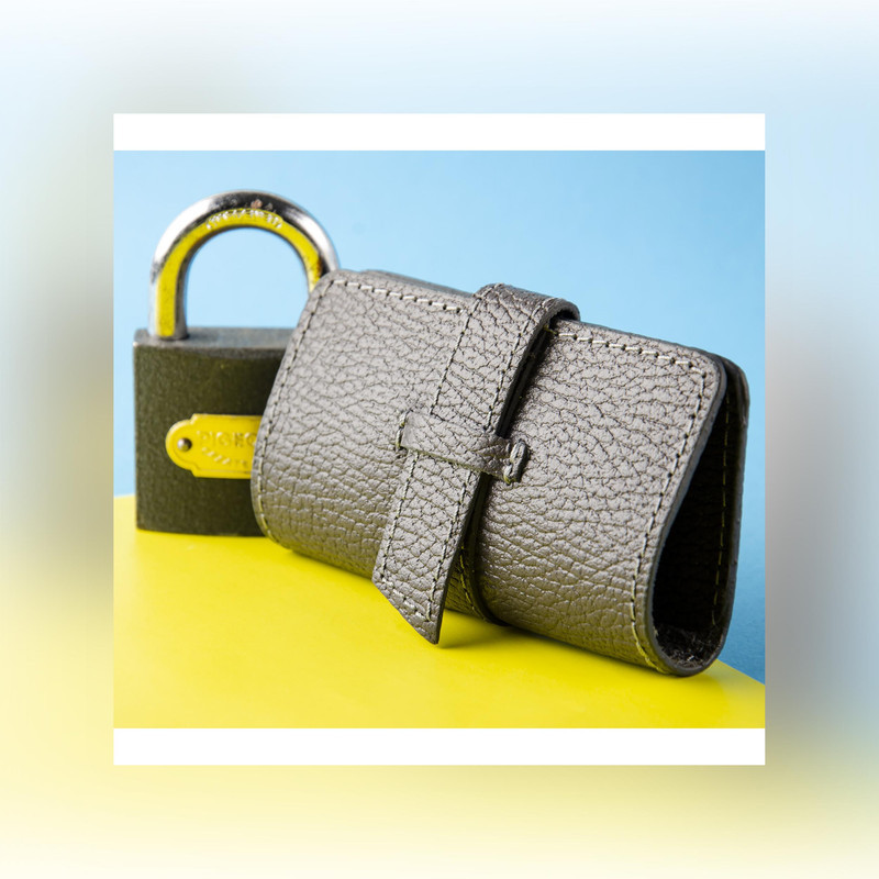 جاکلیدی چرم عطارد مدل C05