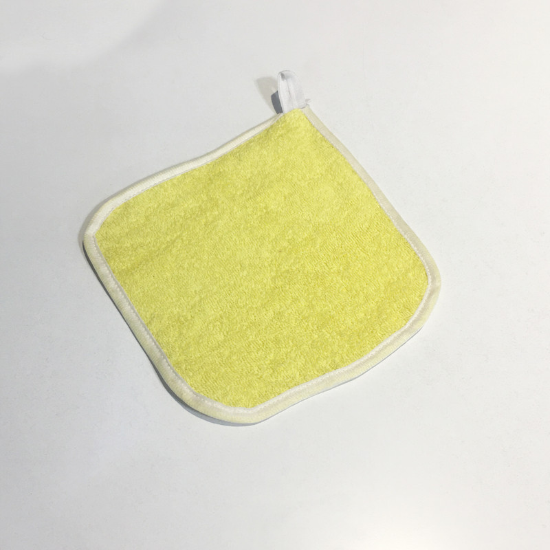 حوله دستمال ریسندگی و بافندگی پیشروتاب مدل نواردوزی سایز 30x30 سانتیمتر