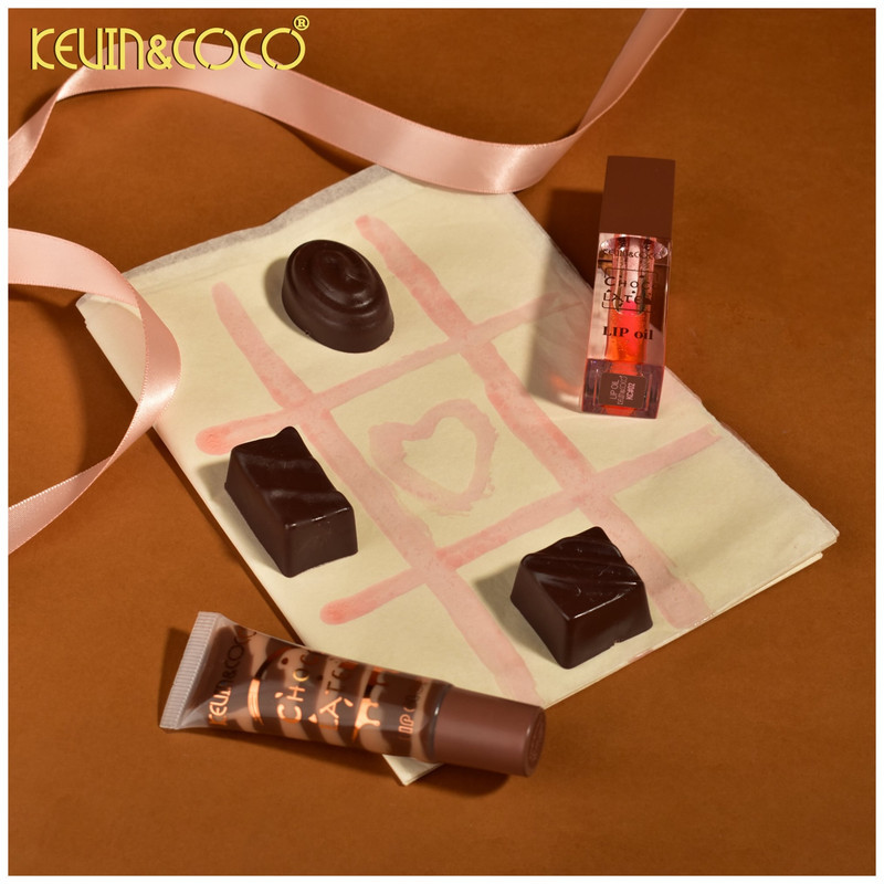 لیپ گلاس براق کوین اند کوکو مدل chocolate شماره 01 به همراه لیپ اویل کوین اند کوکو مدل Chocolate