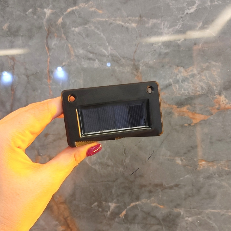 چراغ پارکی خورشیدی سولونیکس مدل LIGHTS مجموعه 4 عددی