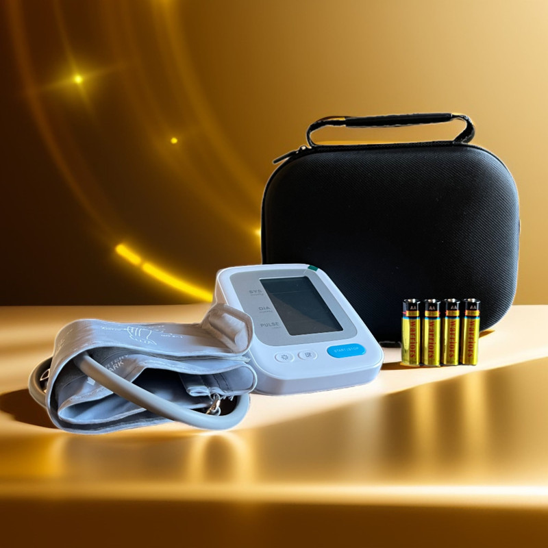فشارسنج بازویی دیجیتال یونکر مدل YK-BPA1 با حافظه دو کاربره، تشخیص آریتمی، نمایش میانگین نتایج، قابلیت سخنگویی فارسی، مجهز به کیف محافظ و تاییدیه CE و ISO 13485