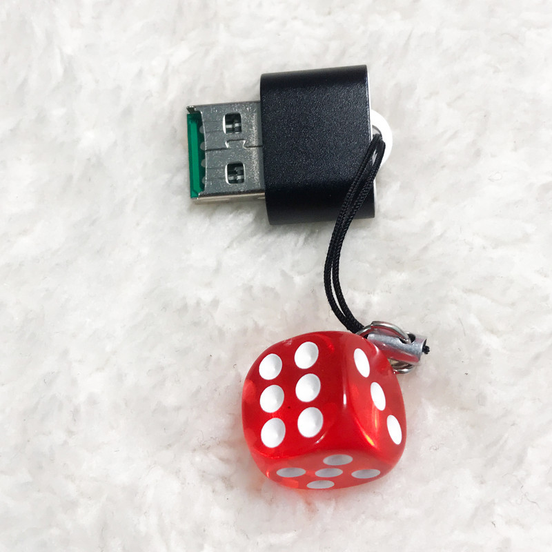آویز موبایل مدل تاس