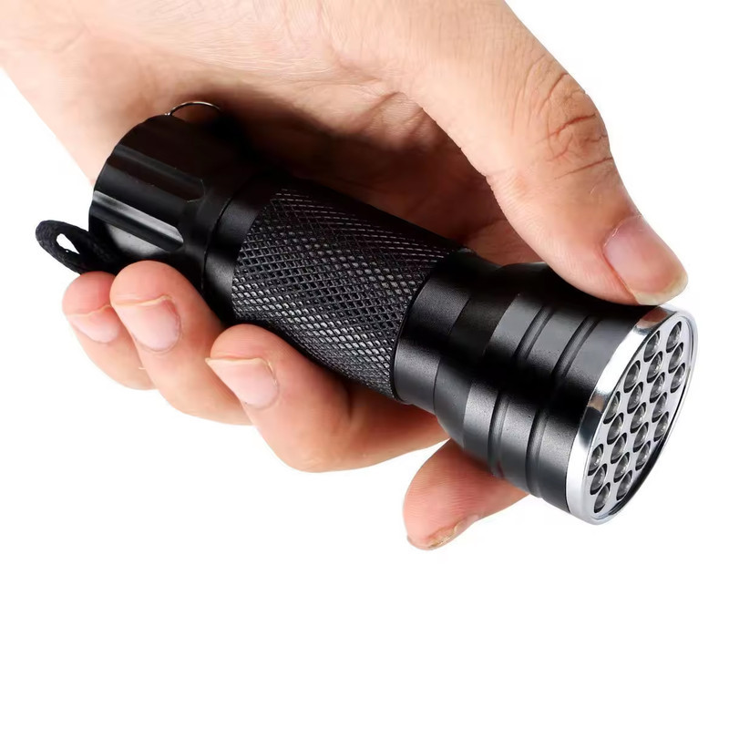 چراغ قوه اکی یس مدل UV LIGHT 21