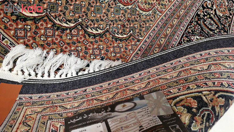 فرش ماشینی زمرد مشهد طرح ریز ماهی زمینه سورمه ای