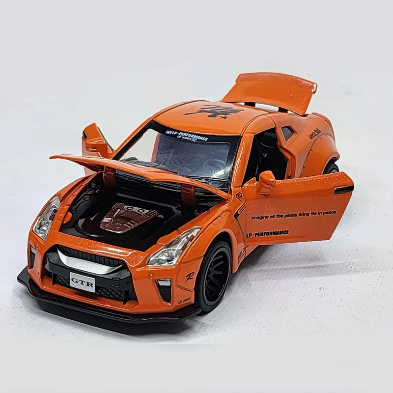 ماکت ماشین ناب سل مدل نیسان جی تی آر فلزی موزیکال چراغدار اسپرت NISSAN GTR SPORT به همراه جاسوییچی