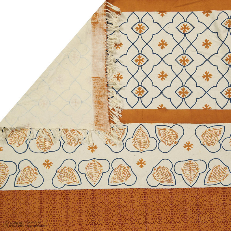 رومیزی بومی مدل 03 سایز 107x105 سانتی‌متر