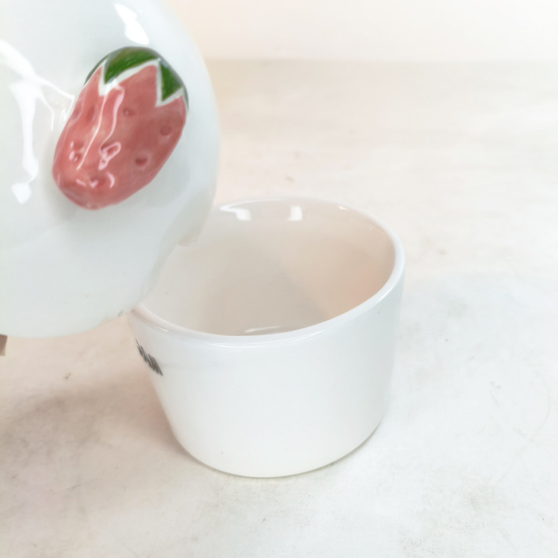 ظرف سرو مدل مربا خوری طرح توت فرنگی