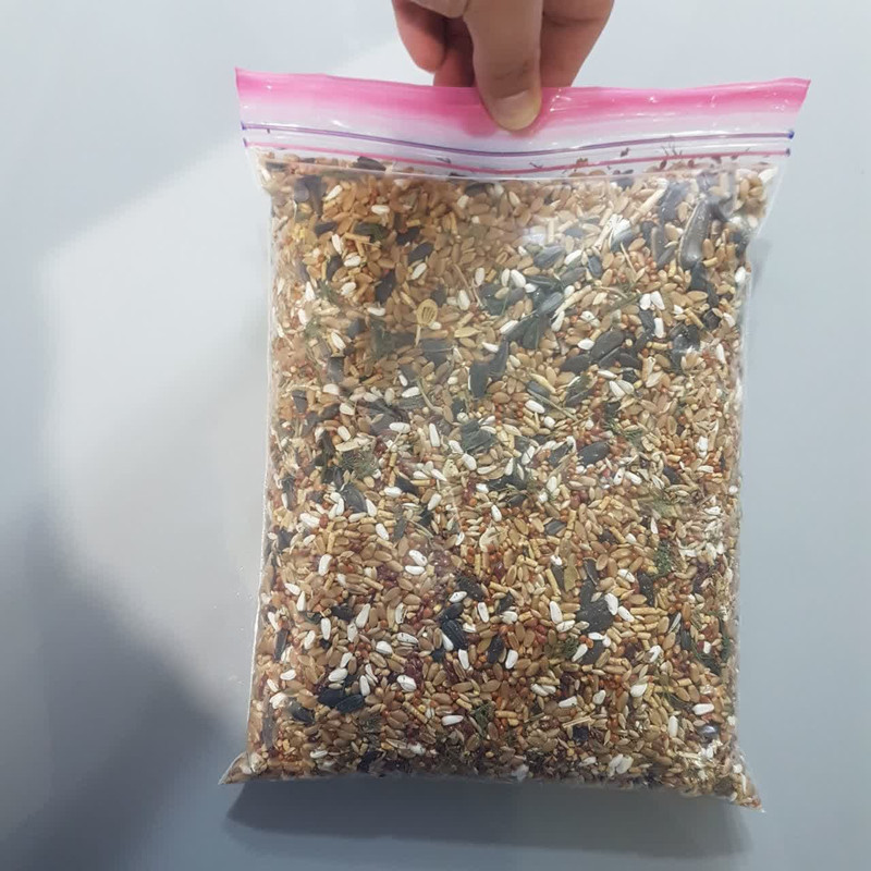 غذای کبوتر مدل سبزیجات معطر وزن 1 کیلوگرم