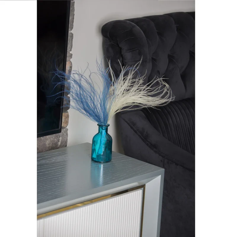 گلدان دکوری شیشه‌ای کد 02، مجموعه 6 عددی، ابعاد 7×7×13 سانتی‌متر، وزن 225 گرم