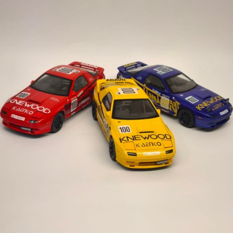 ماکت ماشین ناب سل مدل  مزدا RX7 اسپرت فلزی چراغ تاشو موزیکال  1:24 Mazda RX-7