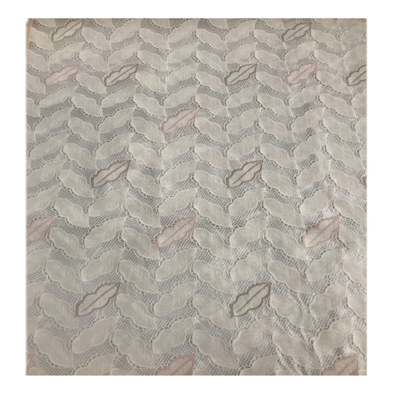 سفره 8 نفره مدل رویال طرح گیپور کد 05 سایز 140×140 سانتی متر
