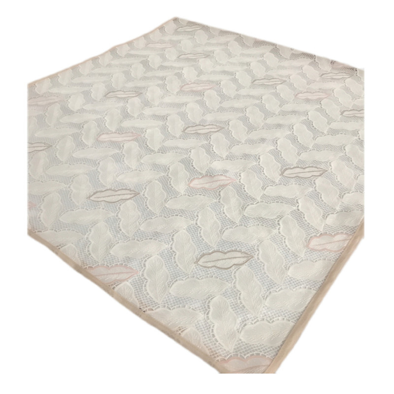 سفره 8 نفره مدل رویال طرح گیپور کد 05 سایز 140×140 سانتی متر