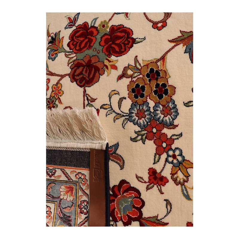 فرش ماشینی 700 شانه زمینه کرم حاشیه سرمه ای مدل شاهکار نوین کد N083-2509