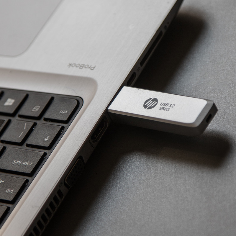 فلش مموری اچ‌ پی مدل 819W ظرفیت 128 گیگابایت با رابط USB 3.2