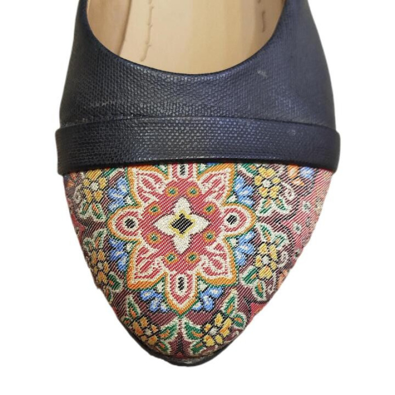 کفش سنتی زنانه مدل ترمه