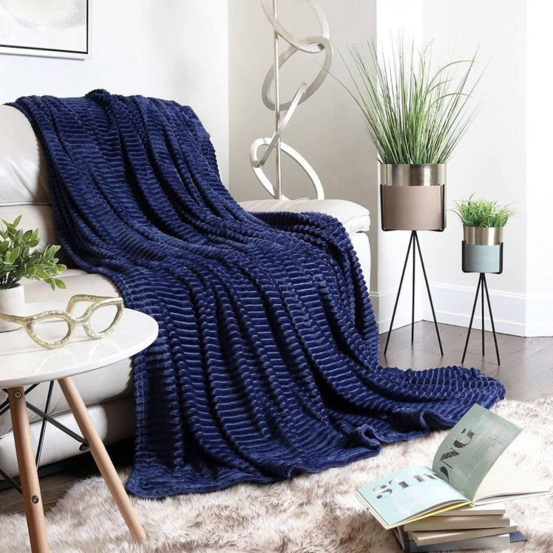 شال مبل طرح پلیسه سایز 160×220 سانتیمتر