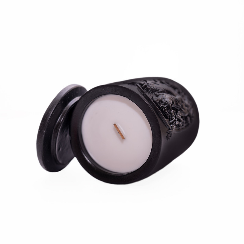 شمع استوانه ای معطر مدل سیاوش با رایحه کاج زمان اتمام 55 ساعت