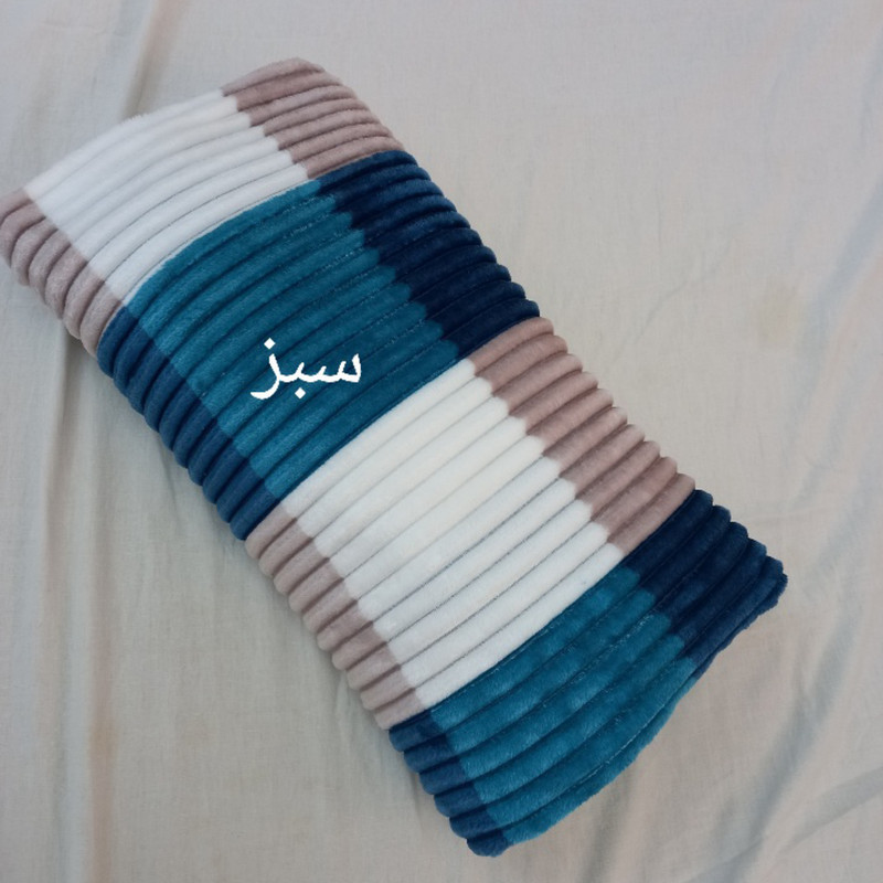 پتو مسافرتی یک مدل پلیسه 00k تک نفره سایز 150×200 سانتی متر
