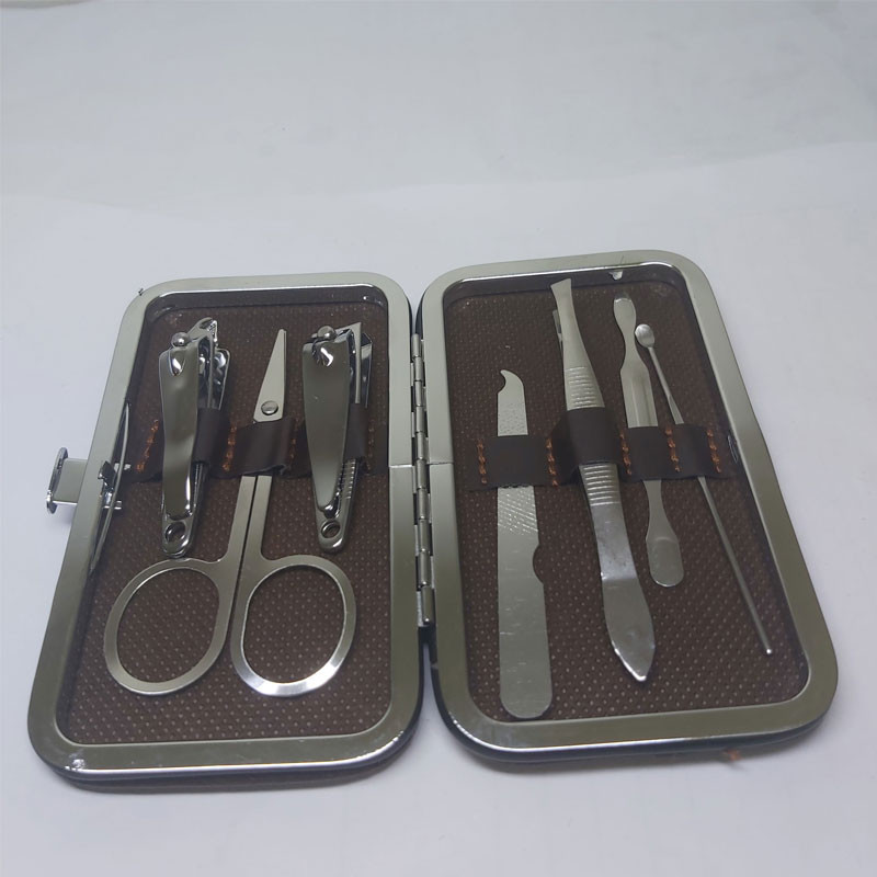 ست مانیکور کد m7 بسته 7 عددی