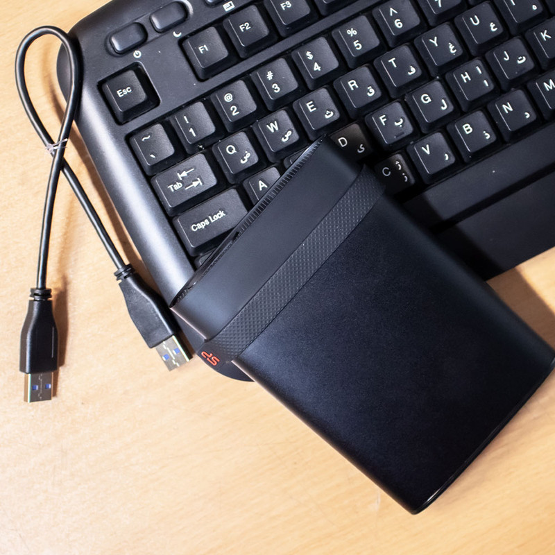 هارد اکسترنال سیلیکون پاور مدل A85B ظرفیت 2 ترابایت دارای رابط USB Type-A
