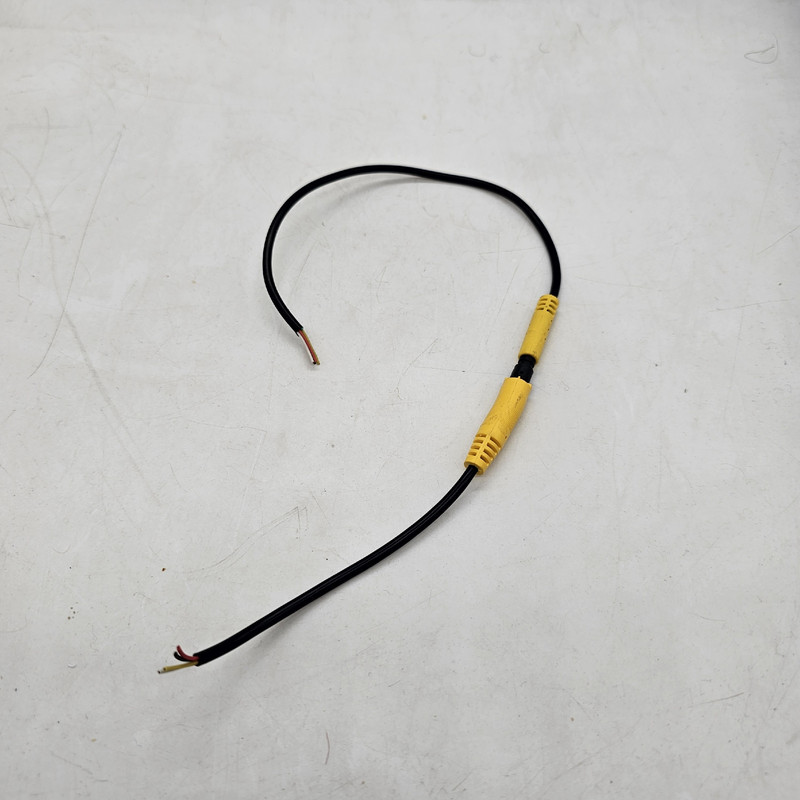 کابل نری و مادگی خودرو مدل 3 پین کد i3