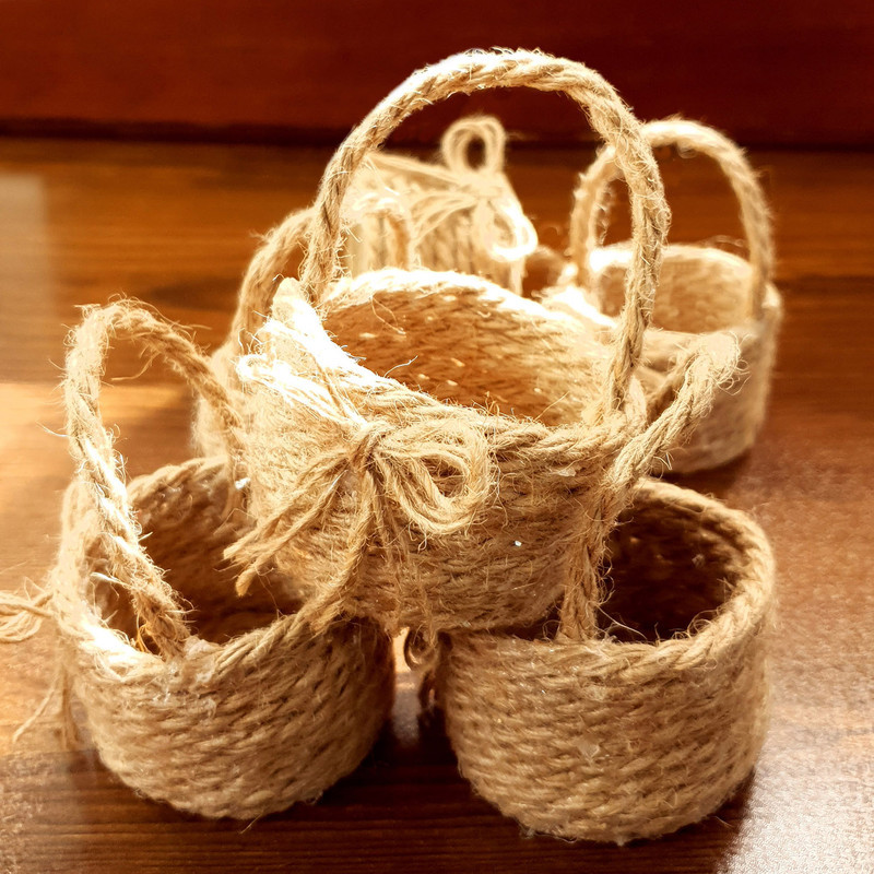 گیفت عروسی مدل سبد بسته 18 عددی