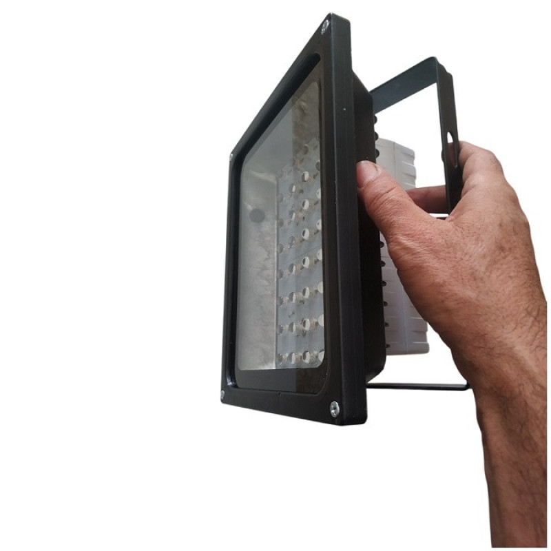 پروژکتور  رشدگیاه  40 وات  مدل PRO40WPLGR