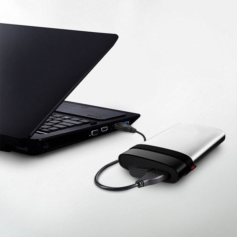 هارد اکسترنال سیلیکون پاور مدل Armor A85 ظرفیت 1 ترابایت دارای رابط USB Type-A
