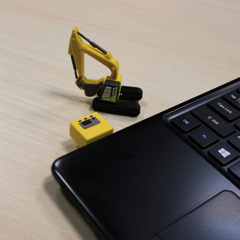 فلش مموری طرح بیل مکانیکی مدل UL-Excavator ظرفیت 16 گیگابایت