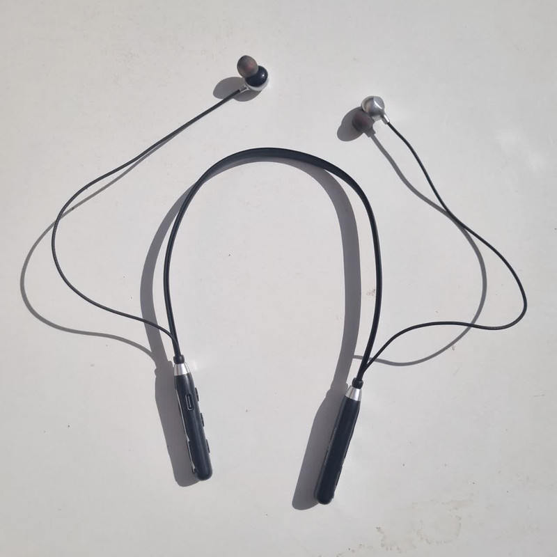 هدفون بلوتوثی هیتاگ مدل NBT-6706