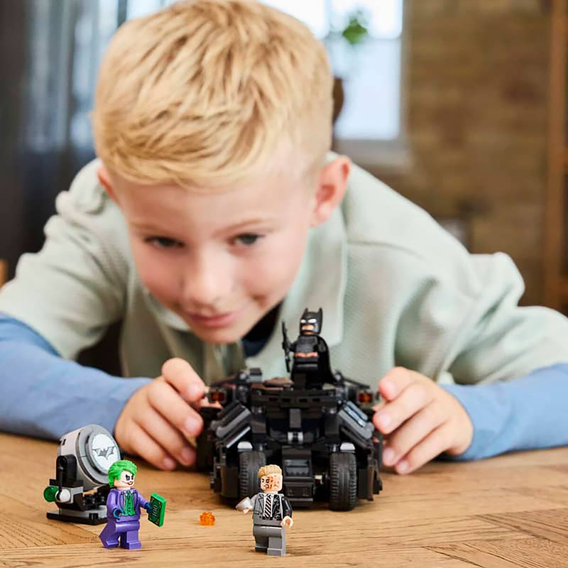 لگو 429 تکه سری DC  مدل Batman Tumbler vs Two-Face and The Joker کد 76303