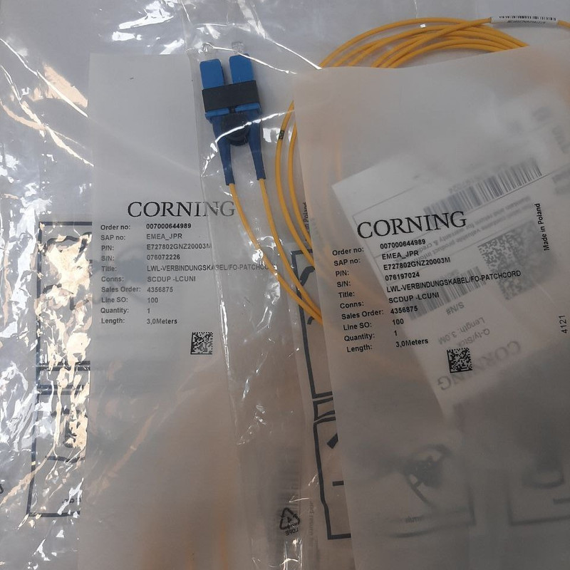 پچ کورد فیبر نوری کورنینگ مدل E727802GNZ20003M