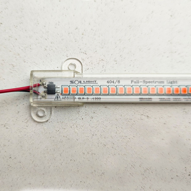 لامپ رشد گیاه 7 وات مدل فول اسپکتروم 220v طرح ریسه ال ای دی
