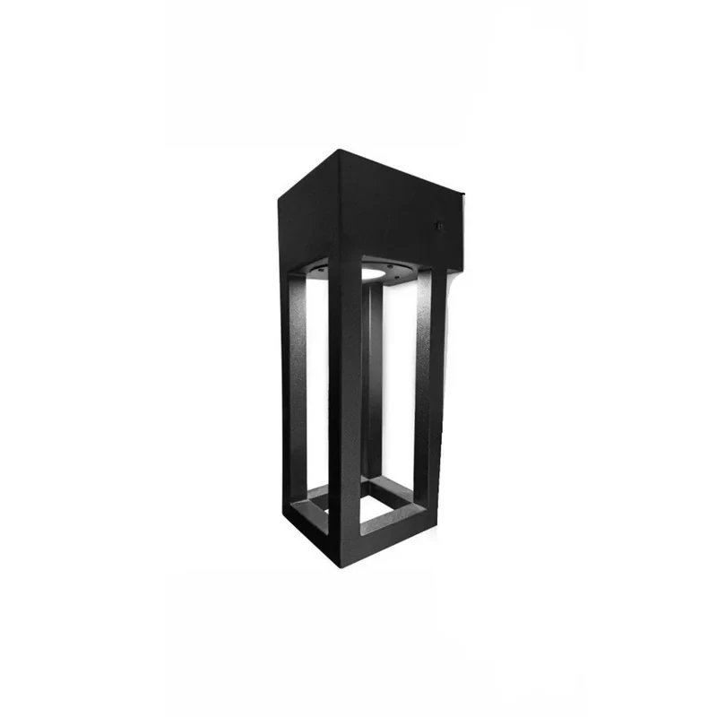 چراغ حیاطی مدل دیواری هالوژن کد 24