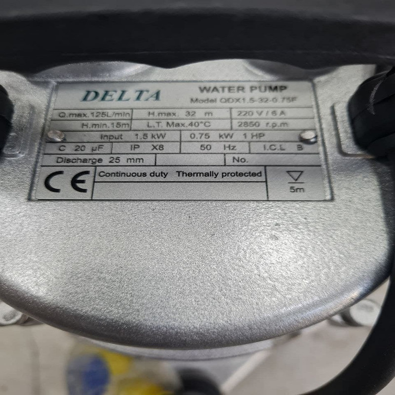 پمپ کف کش دلتا مدل QDX 1.5-32-0.75F