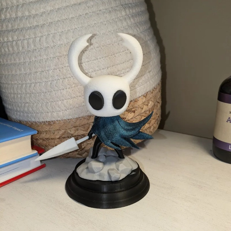 اکشن فیگور مدل hollow knight ارتفاع 12 سانتی متر