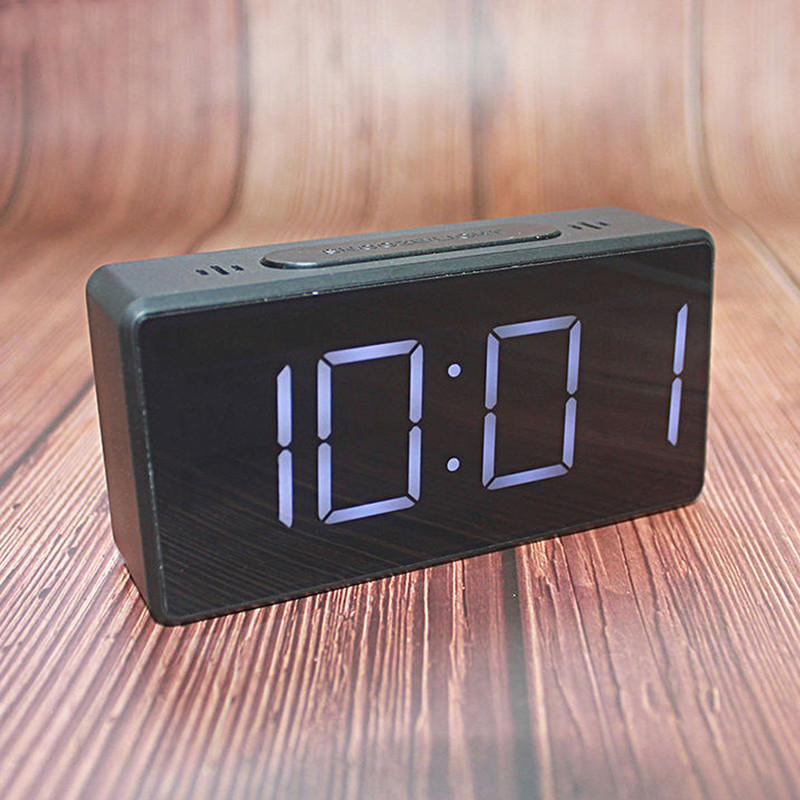 ساعت رومیزی دیجیتال مدل SNOOZE-LIGHT