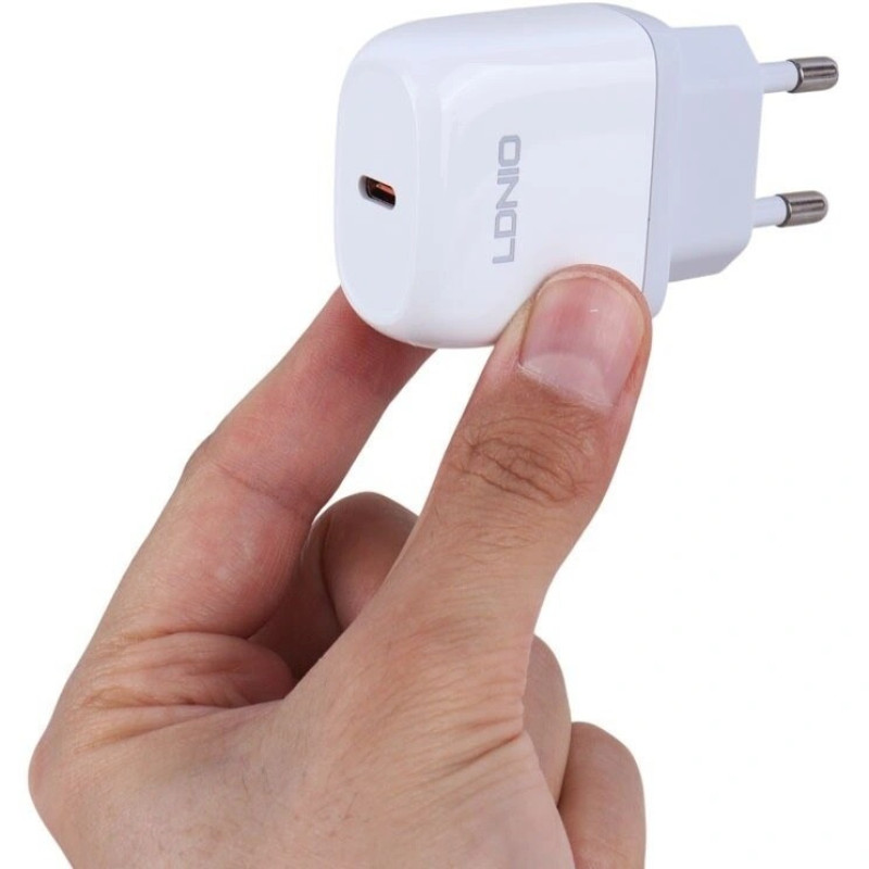شارژر دیواری 20 وات الدینیو مدل A1209C به همراه کابل تبدیل LIGHTNING