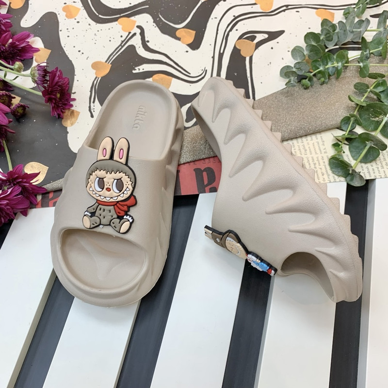 دمپایی حمام بچگانه نیکتا مدل لبوبو کد Cr-01