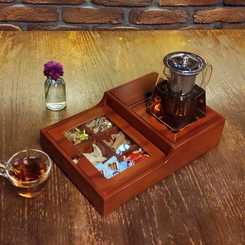 جعبه پذیرایی تی بگ وارمر پله کد 1، جنس MDF، مناسب گرم نگهداشتن دمنوش و چای، دارای 6 پارت کوچک برای تنقلات و چای و 1 پارت بزرگ برای نبات و نسکافه