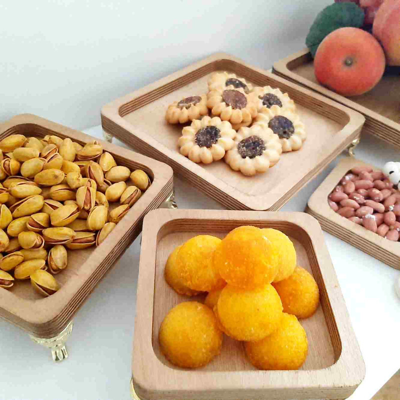 ظرف سرو چوبی پایه‌دار مدل ply05 مجموعه 5 عددی از چوب روس باکیفیت، ضدآب و بادوام مناسب آجیل‌خوری، میوه‌خوری و شکلات‌خوری، قابلیت شست‌وشو با دست و استفاده در میهمانی و پذیرایی