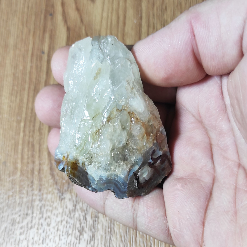 سنگ راف کوارتز عقیق مدل کریستالی بستر L409